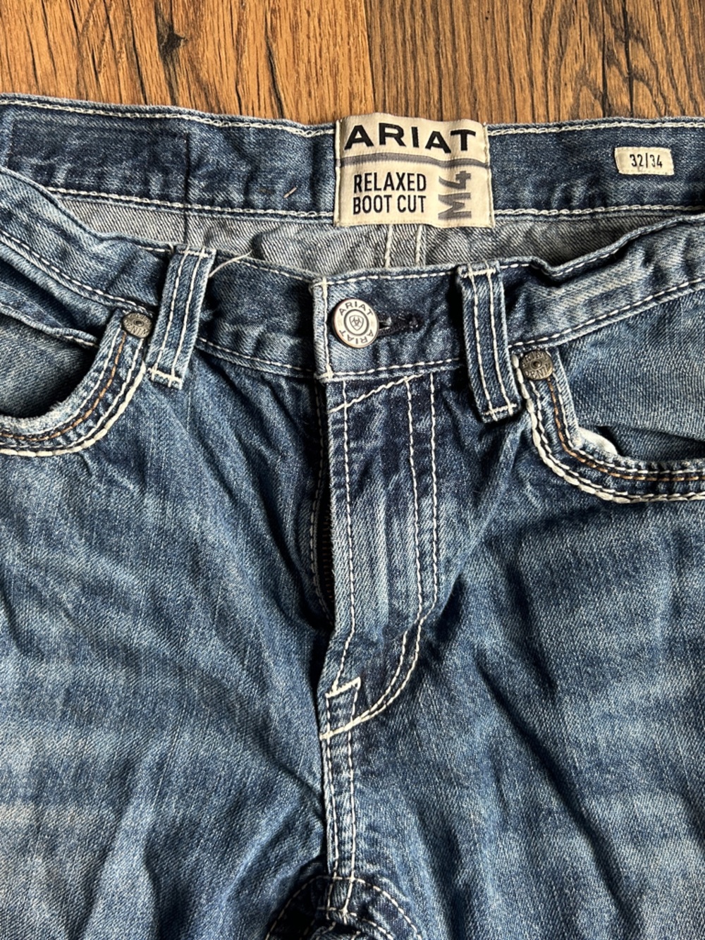 Ariat M4 Men's Relaxed Bootcut Jeans in Medium Blue Wash